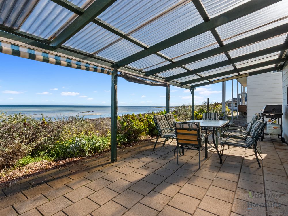 Image 1 - Property for sale - 17 North Shore Road, HARDWICKE BAY, SA 5575