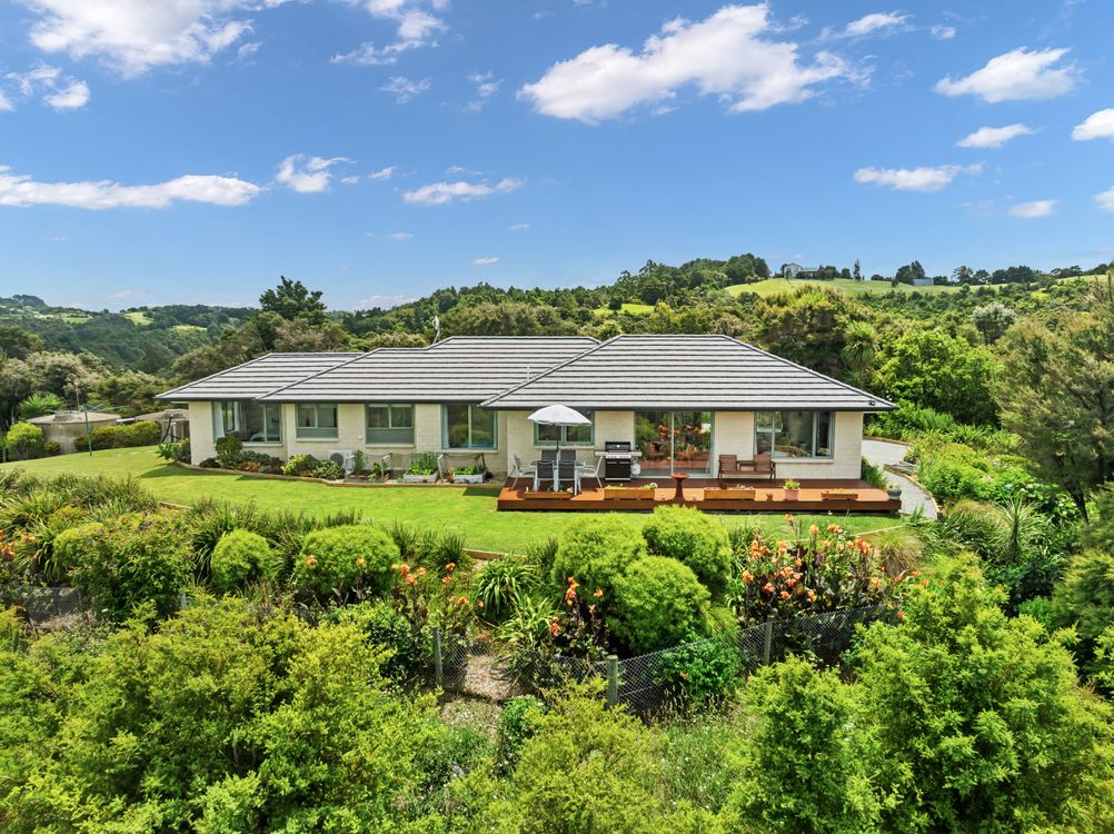 Image 1 - Property for sale - 14 Ngapuke Lane, Parua Bay, NZ 0174