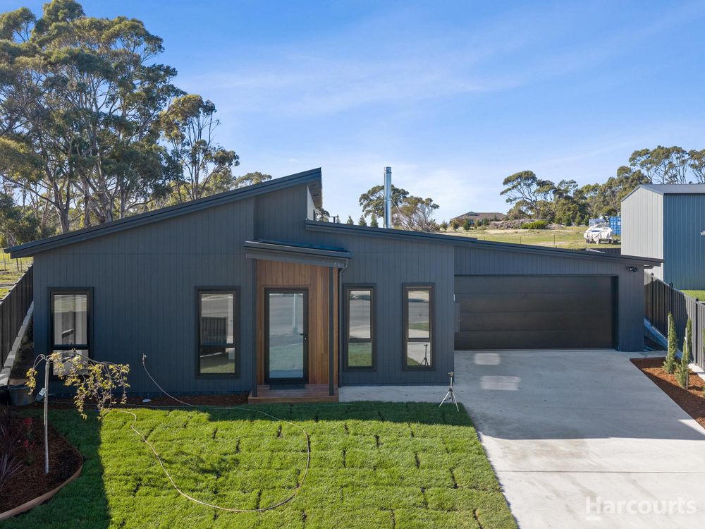 Image 1 - Property for sale - 4 Pair Place, GEORGE TOWN, TAS 7253