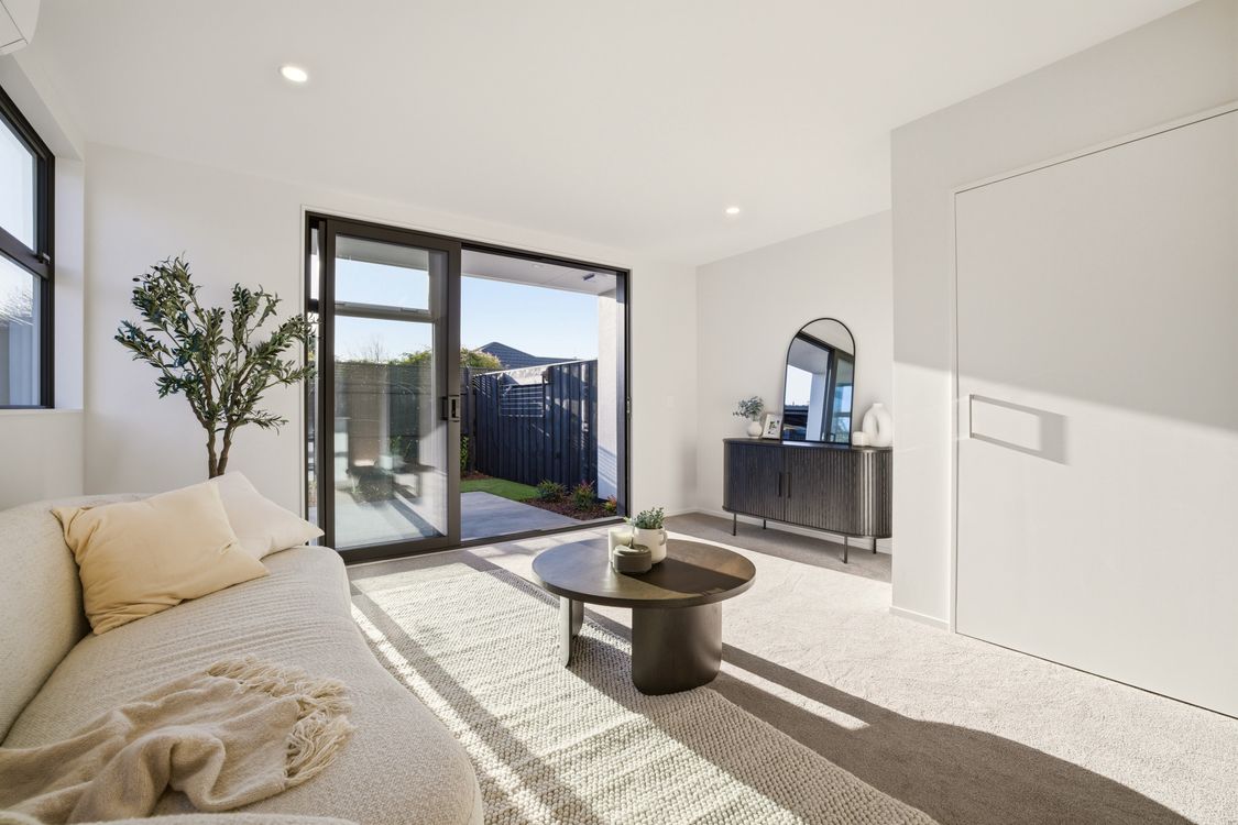 Image 1 - Property for sale - 4/157 Mackenzie Avenue, Woolston, NZ 8022