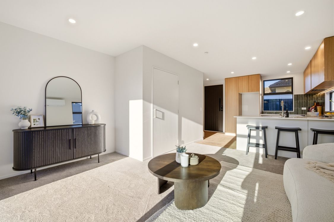 Image 1 - Property for sale - 5/157 Mackenzie Avenue, Woolston, NZ 8022