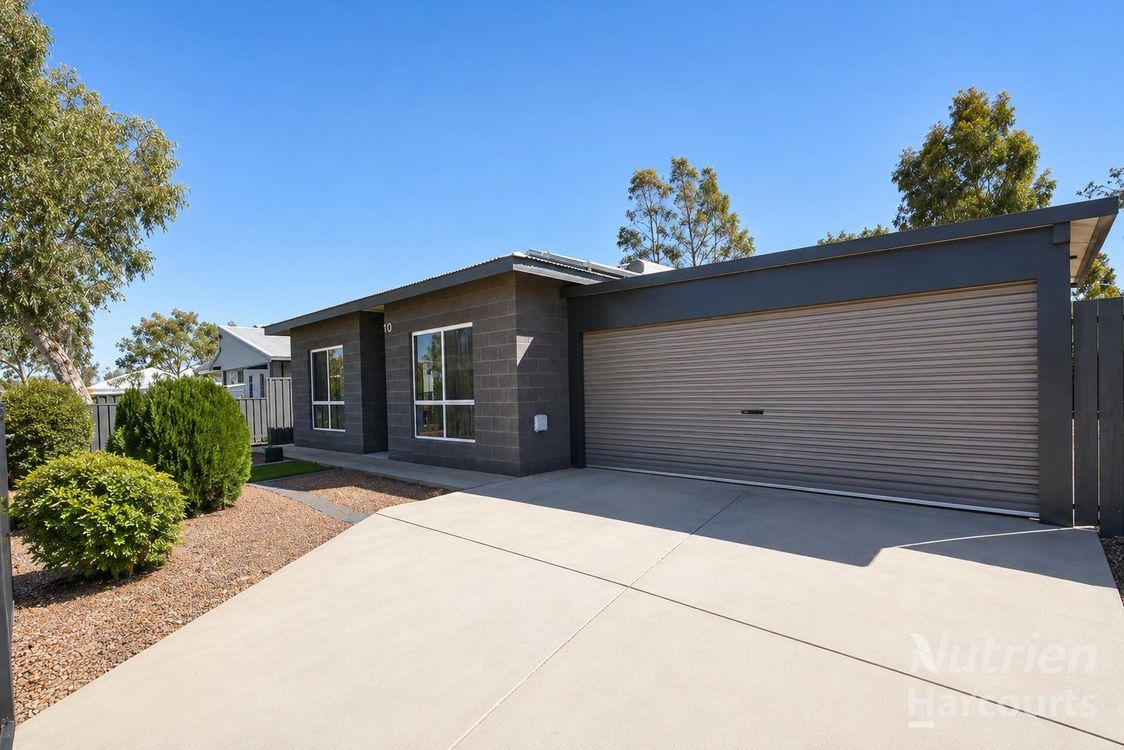 Image 1 - Property for sale - 10 Bonanni Circuit, ROSS, NT 0873