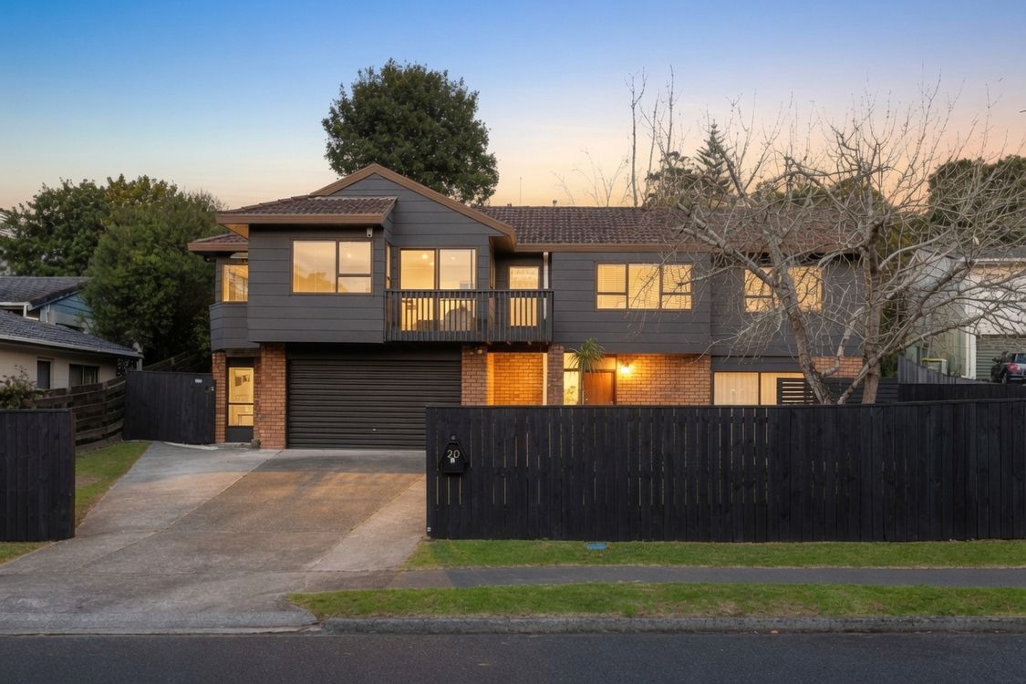 Image 1 - Property for sale - 20 Sandiacre Way, Browns Bay, NZ 0630