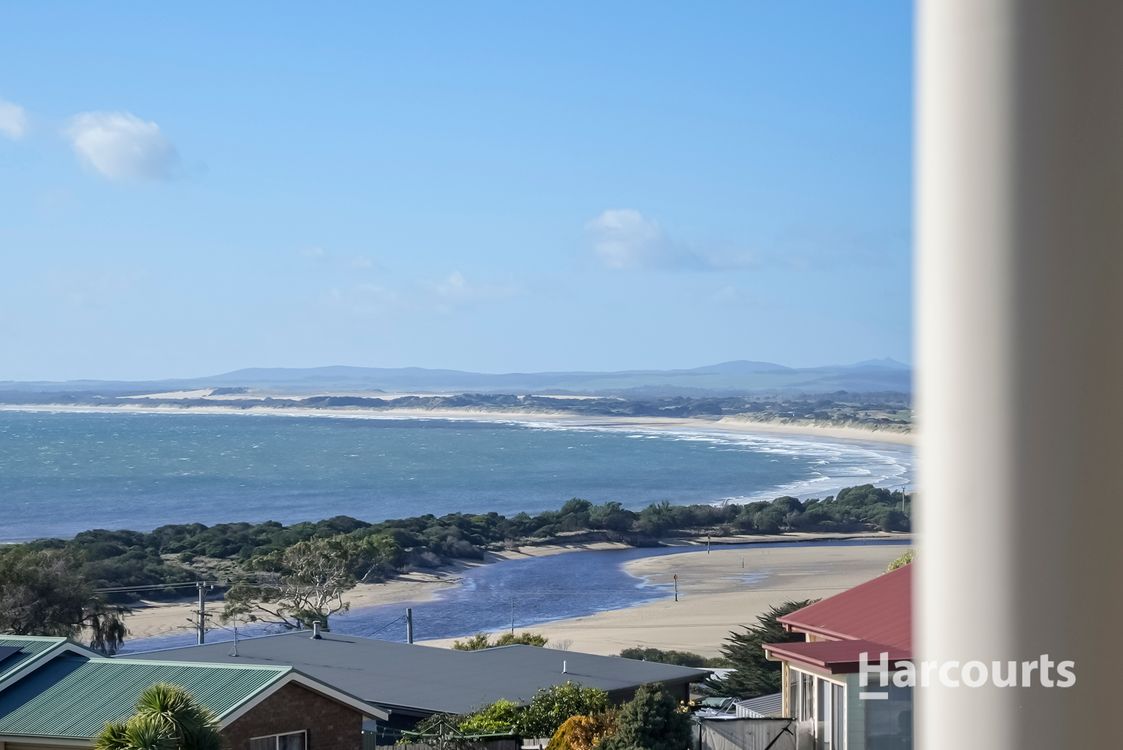 Image 1 - Property for sale - 2 Kent Place, BRIDPORT, TAS 7262