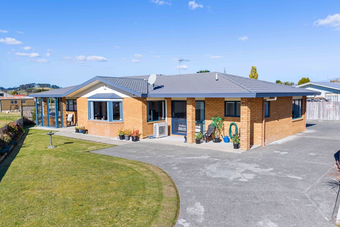 Image 1 - Property for sale - 20 Elm Place, Tikipunga, NZ 0112