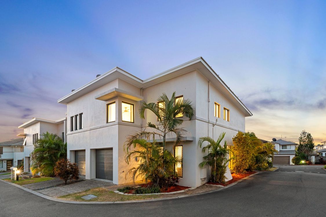Image 1 - Property for sale - 32/10 Yugumbir Street, RICHLANDS, QLD 4077