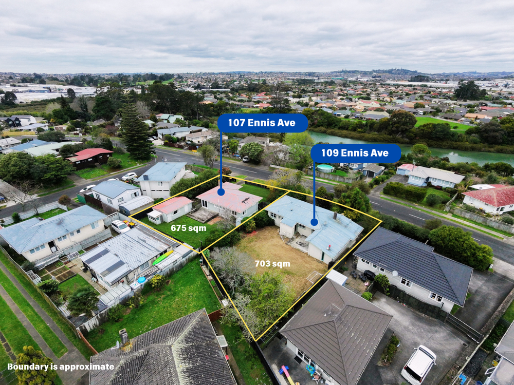 Image 1 - Property for sale - 107 Ennis Avenue, Pakuranga Heights, NZ 2010