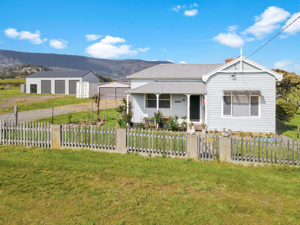 Image 1 - Property for sale - 32 Pedder Street, FINGAL, TAS 7214