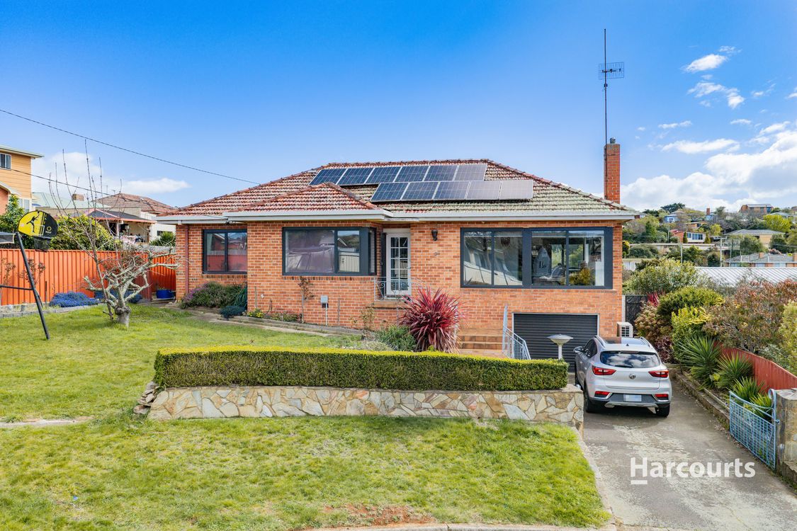 Image 1 - Property for sale - 3 Hellyer Avenue, PARK GROVE, TAS 7320