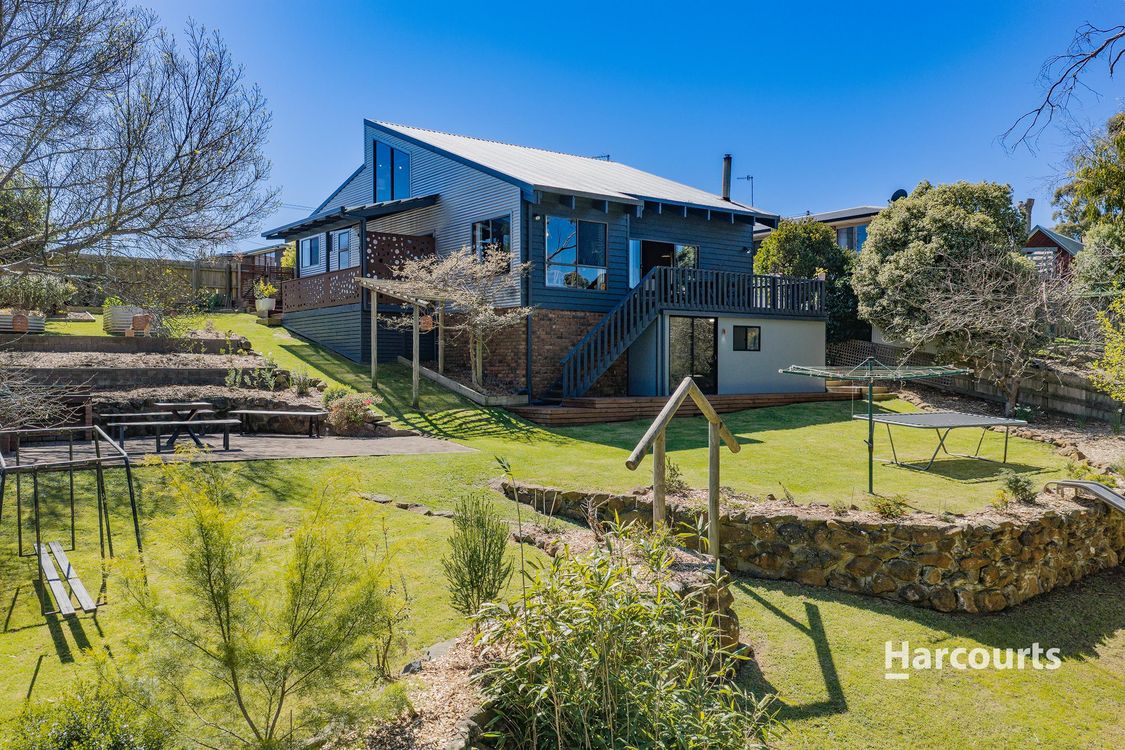 Image 1 - Property for sale - 16 Brady Place, SOMERSET, TAS 7322
