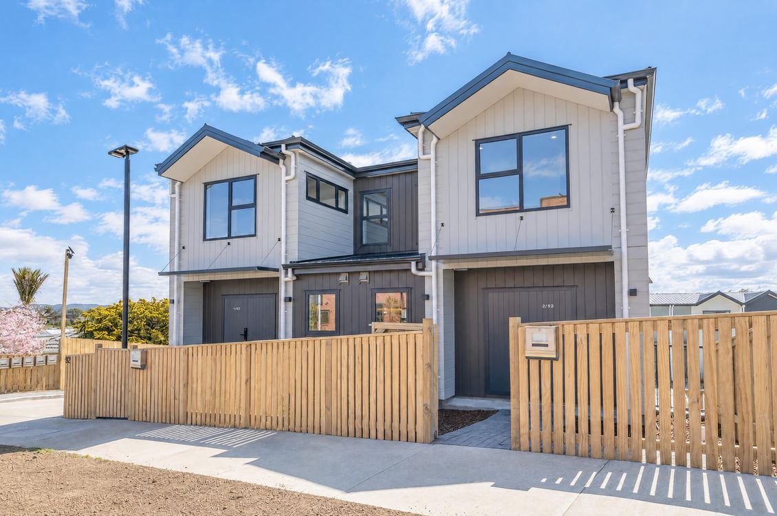 New townhouse exteriors at 2/92 Freeland Avenue
